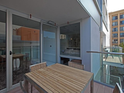 Astra Apartments Perth - Zenith - Accommodation Tasmania 3