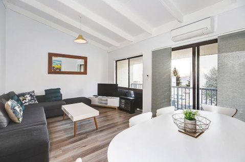 West Beach Lagoon 221 - Stylish Apartment! - Accommodation Tasmania 10