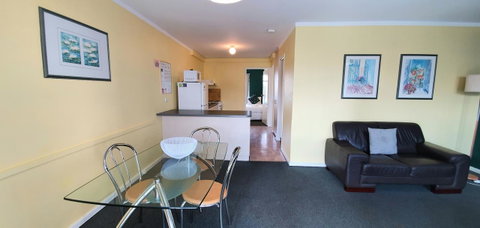West Beach Lagoon 109 â€“ Amazing Location! - Accommodation Tasmania 3