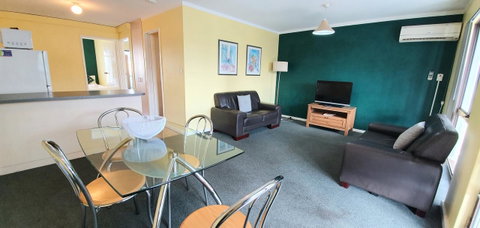 West Beach Lagoon 109 â€“ Amazing Location! - Accommodation Tasmania 4