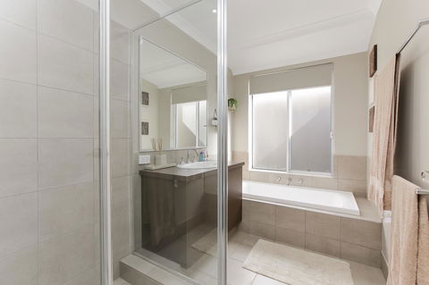 Perth Comfy Stays - Accommodation Tasmania 39