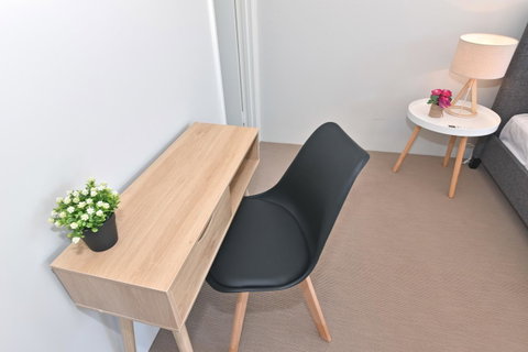 Modern Apartment Redcliffe Near Perth Airport: 0126 - Accommodation Tasmania 6