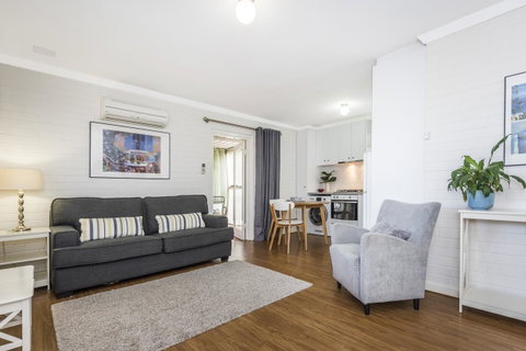 Hensman 10 - Accommodation Tasmania 0