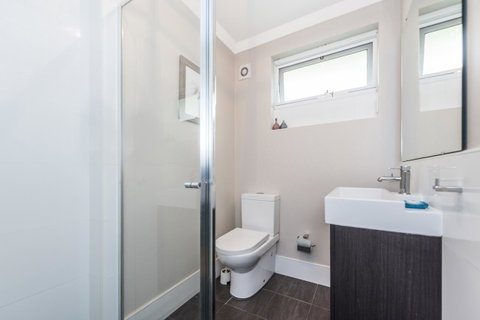 Hensman 10 - Accommodation Tasmania 16