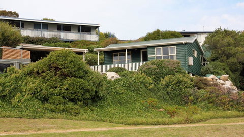 BINALONG BEACH COTTAGE Beachfront At Bay Of Fires Next To Restaurant - Accommodation Tasmania 8