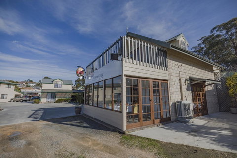 Queechy Motel - Accommodation Tasmania 10