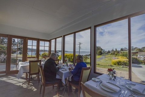Queechy Motel - Accommodation Tasmania 9