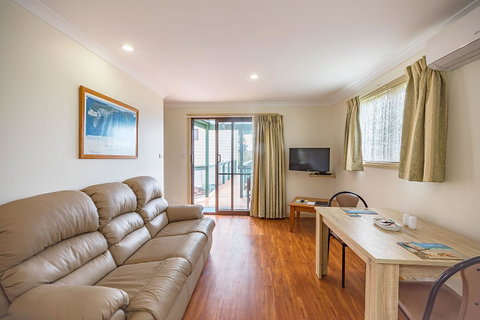 Queechy Motel - Accommodation Tasmania 38