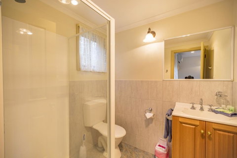 Queechy Motel - Accommodation Tasmania 1