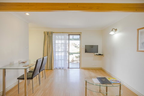 Queechy Motel - Accommodation Tasmania 17
