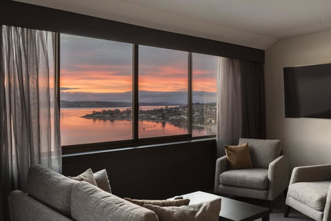 Wrest Point - Accommodation Tasmania 7