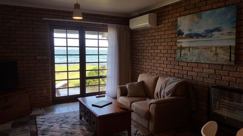 Stanley Village Waterfront Accommodation - Accommodation Tasmania 2