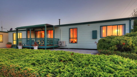 Bicheno Cabin Park - Accommodation Tasmania 25