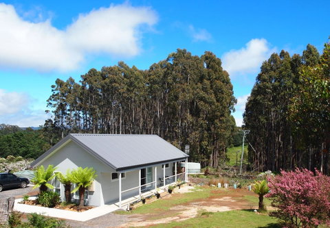 Erriba House - Accommodation Tasmania 0