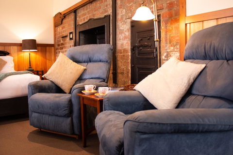 Stanley Hotel & Apartments - Accommodation Tasmania 3