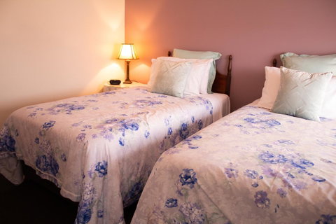 Stanley Hotel & Apartments - Accommodation Tasmania 13
