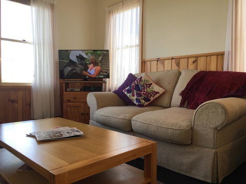 Stanley Hotel & Apartments - Accommodation Tasmania 23