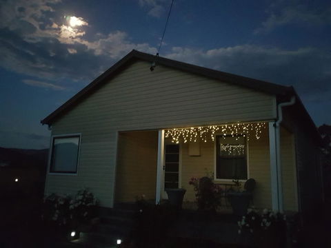 The Manager\'s Cottage - Accommodation Tasmania 2