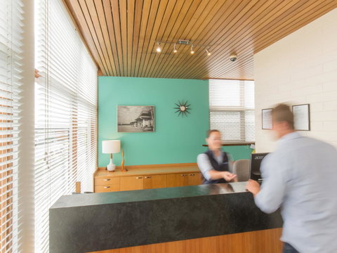 Riverfront Motel & Villas - Accommodation Tasmania 9