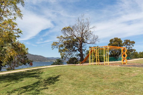 Riverfront Motel & Villas - Accommodation Tasmania 22