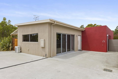 170 Hazards View Drive - Unit 2 - Accommodation Tasmania 0