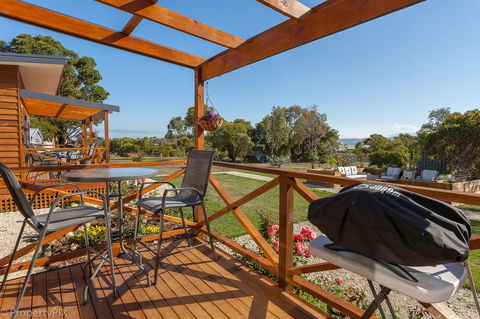 Harrison Grove - Accommodation Tasmania 17