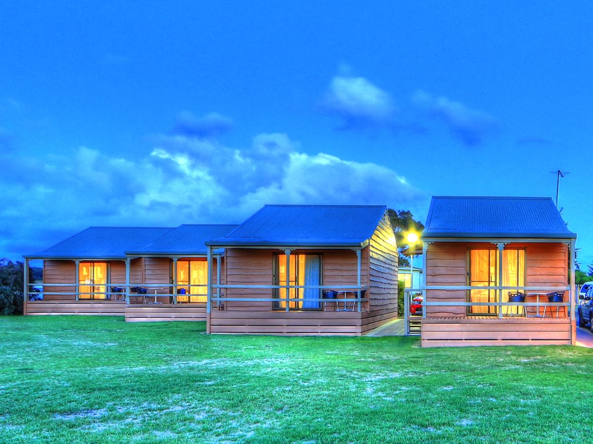 Low Head TAS Accommodation Tasmania