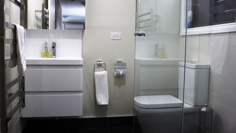 SEA EAGLE COTTAGE Amazing Views Of Bay Of Fires - Accommodation Tasmania 9