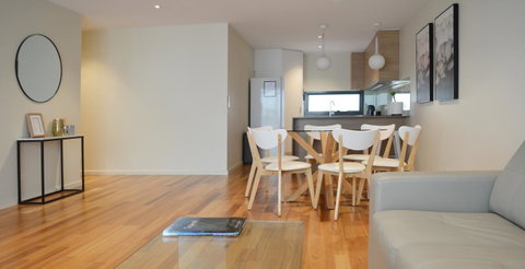 Kangaroo Bay Apartments - Accommodation Tasmania 14