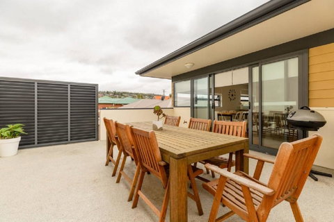 Kangaroo Bay Apartments - Accommodation Tasmania 20