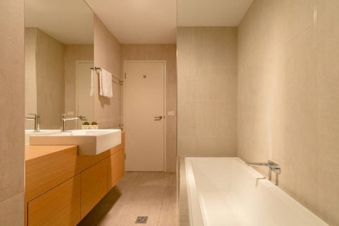 Kangaroo Bay Apartments - Accommodation Tasmania 23