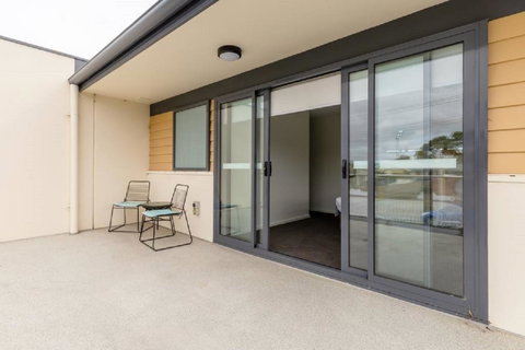 Kangaroo Bay Apartments - Accommodation Tasmania 26