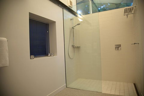 Eaglehawk Pavilions - Accommodation Tasmania 23