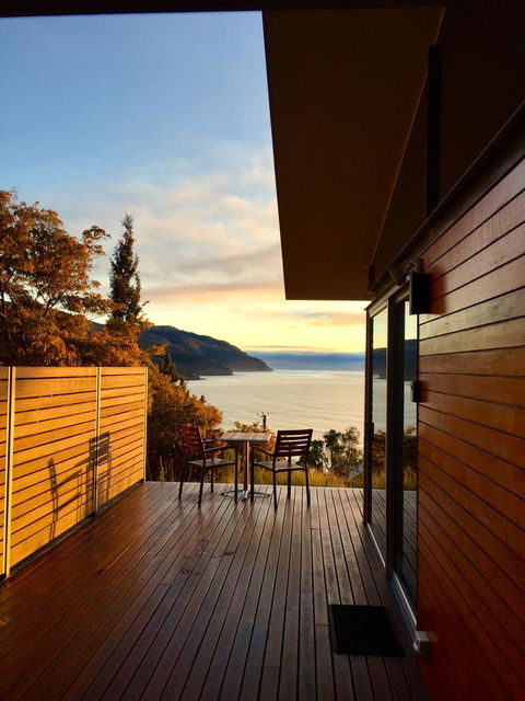 Eaglehawk Pavilions - Accommodation Tasmania 13