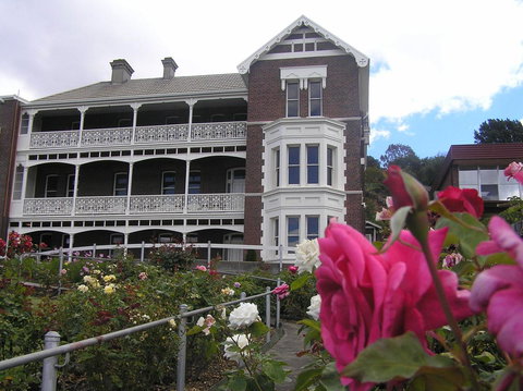 Auldington Hotel - Accommodation Tasmania 24