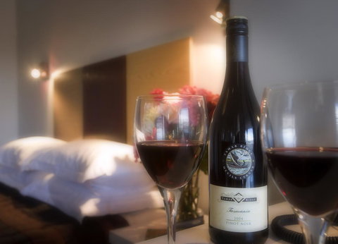 Auldington Hotel - Accommodation Tasmania 35