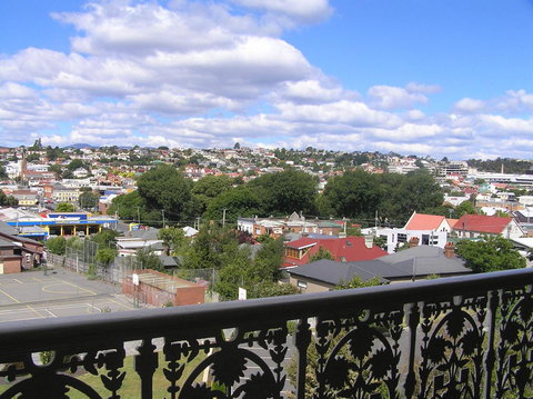 Auldington Hotel - Accommodation Tasmania 32