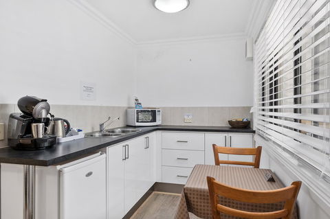 Oyster Cove Chalet - Accommodation Tasmania 9