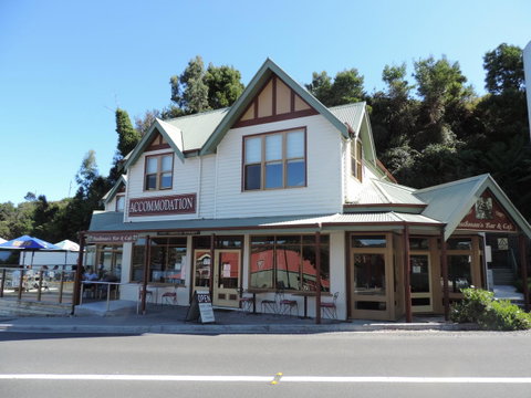 Bushman's Cafe - Accommodation Tasmania 9