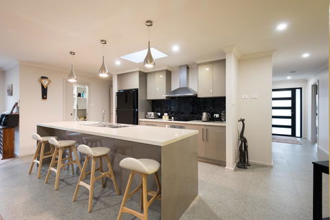 Euphoria House - Accommodation Tasmania 9