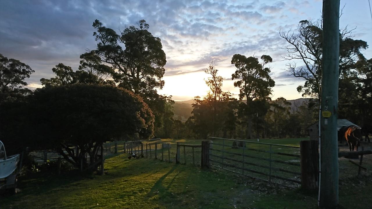 Holwell TAS Accommodation Tasmania