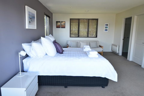 Studioat10 - Accommodation Tasmania 11