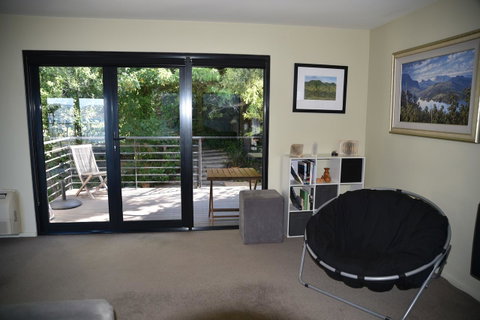 Studioat10 - Accommodation Tasmania 4