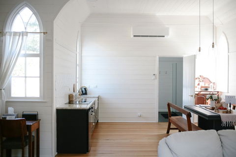 Old White Church Bed & Breakfast - Accommodation Tasmania 18