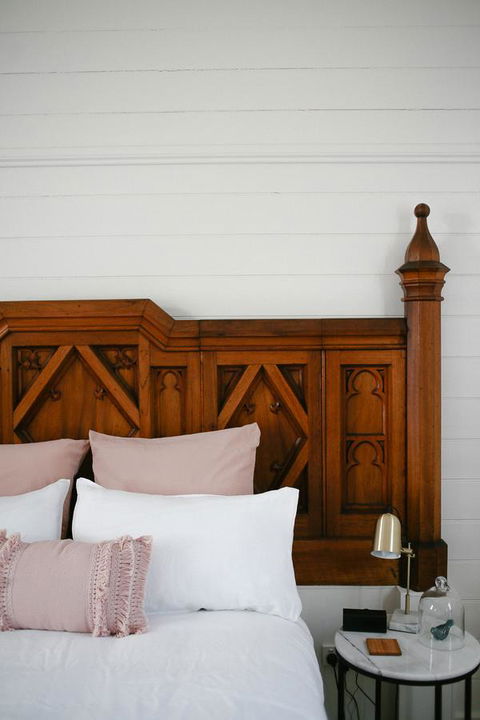 Old White Church Bed & Breakfast - Accommodation Tasmania 10