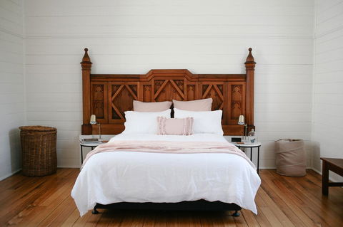 Old White Church Bed & Breakfast - Accommodation Tasmania 25