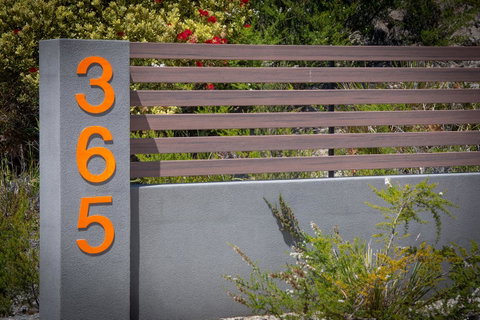 Blu-Sea 365 - Accommodation Tasmania 4