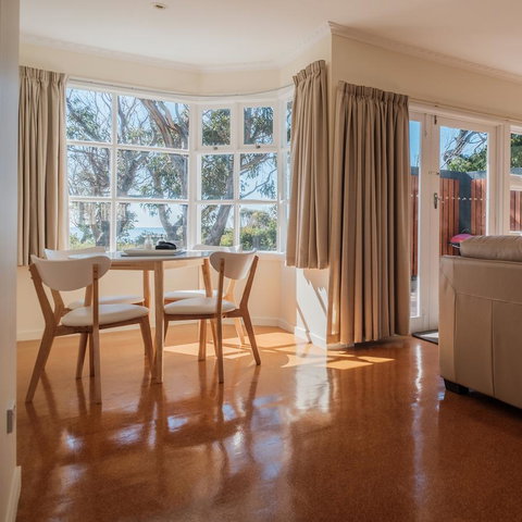 Cod Rock Point - Accommodation Tasmania 13