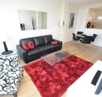 Neutral Bay Self-Contained Modern One-Bedroom Apartment 63BEN - Accommodation Tasmania