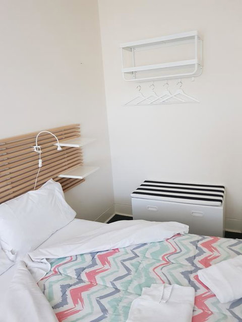 New Ivanhoe Hotel - Accommodation Tasmania 1